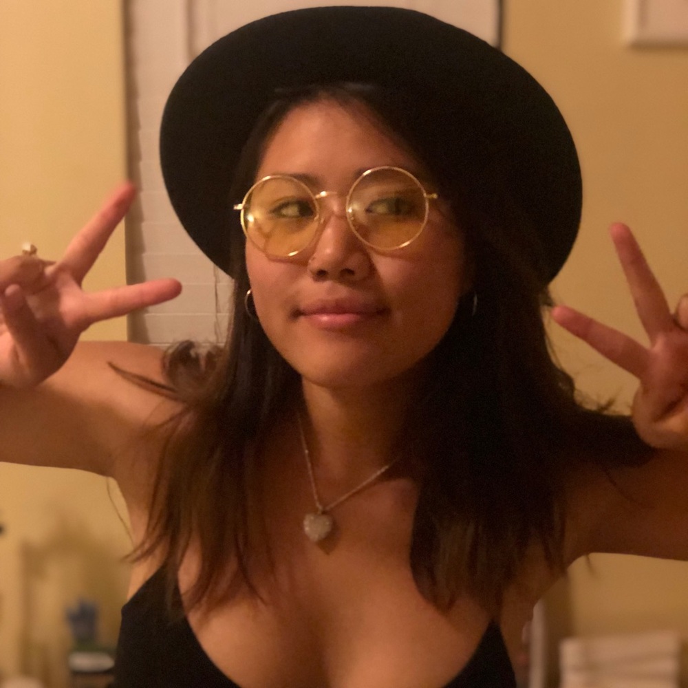 Meet your Posher, Becca